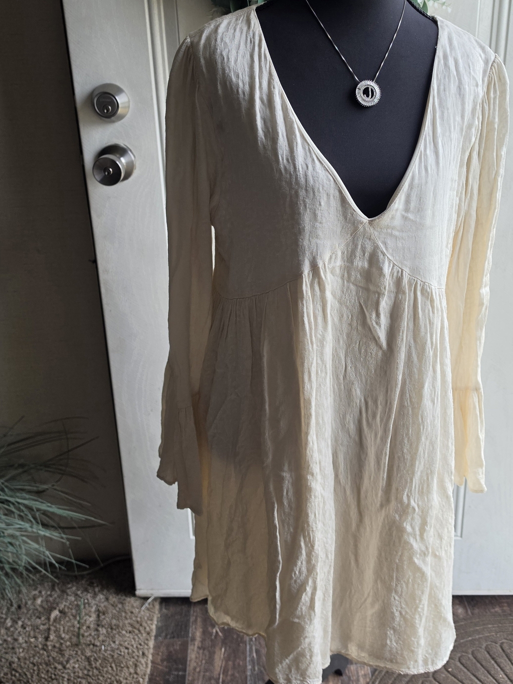 Peach Love California Cream V-Neck  Dress